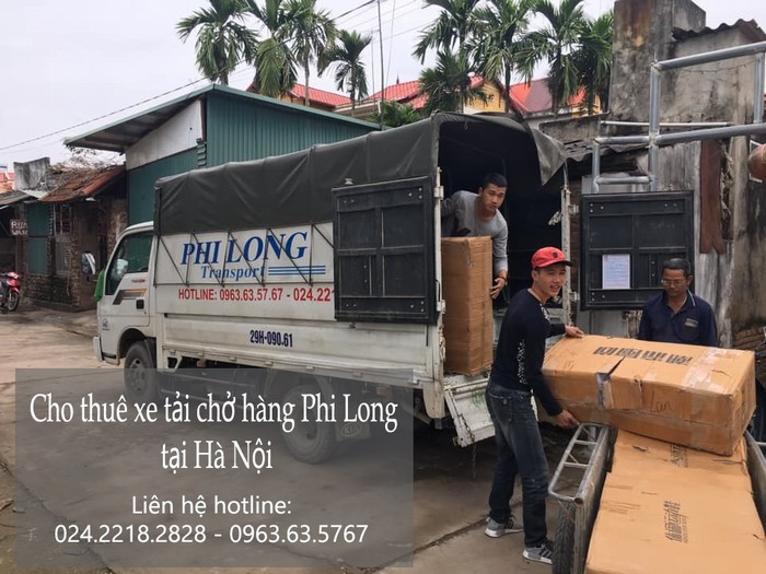 Taxi tải chở hàng tết Phi Long phố Lê Hồng Phong